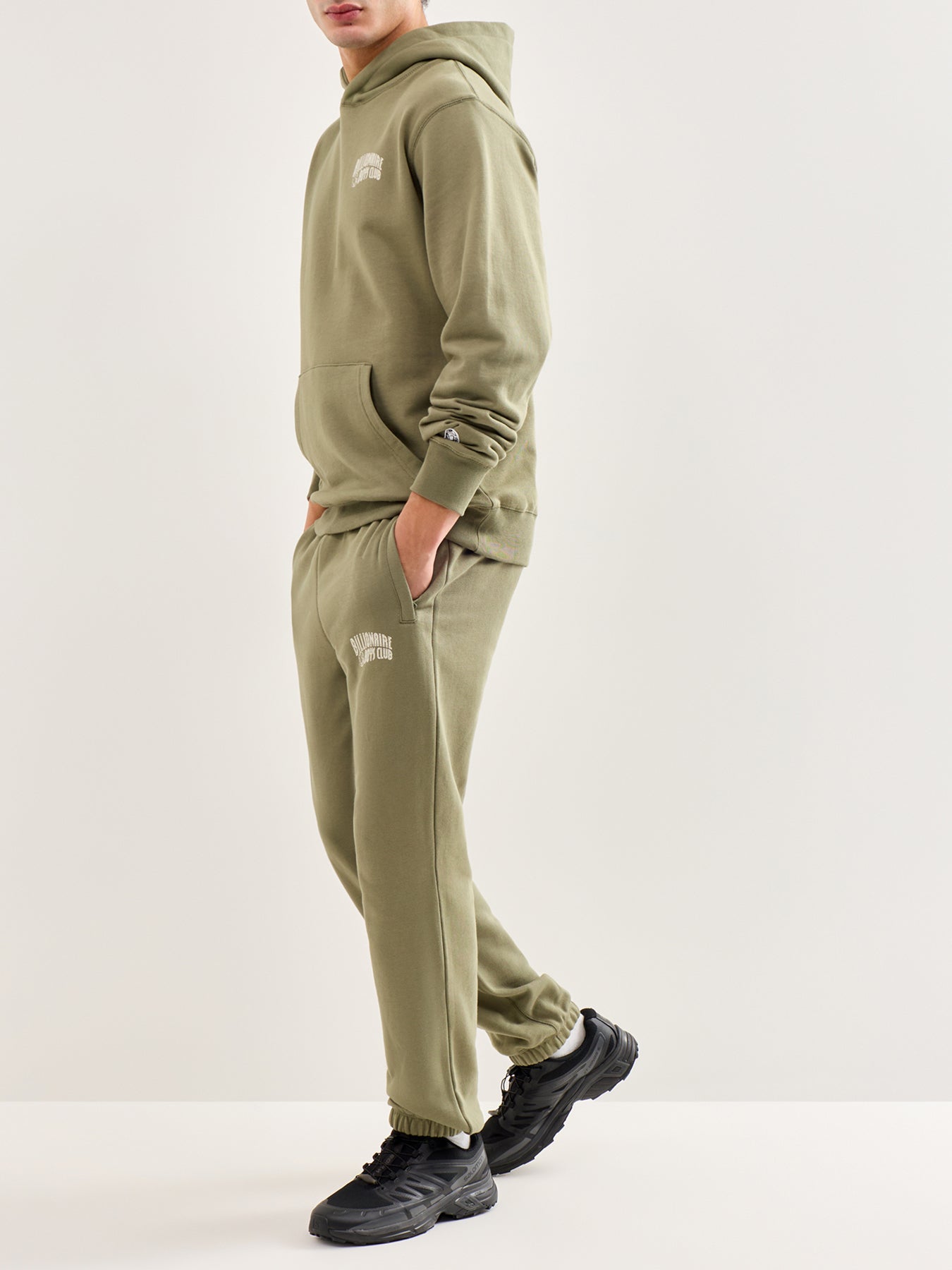 Small Arch Logo Popover Hoodie Multi