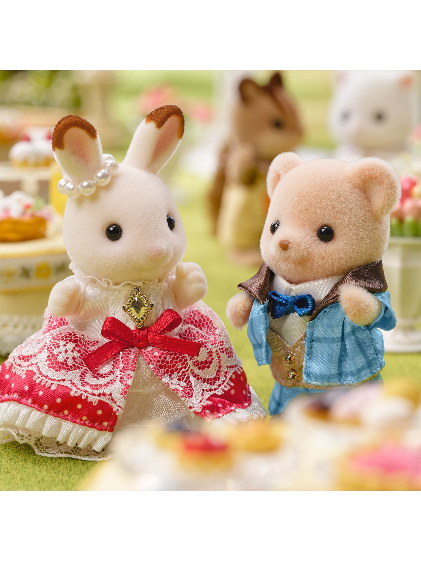 Anniversary Freya and Theo Set