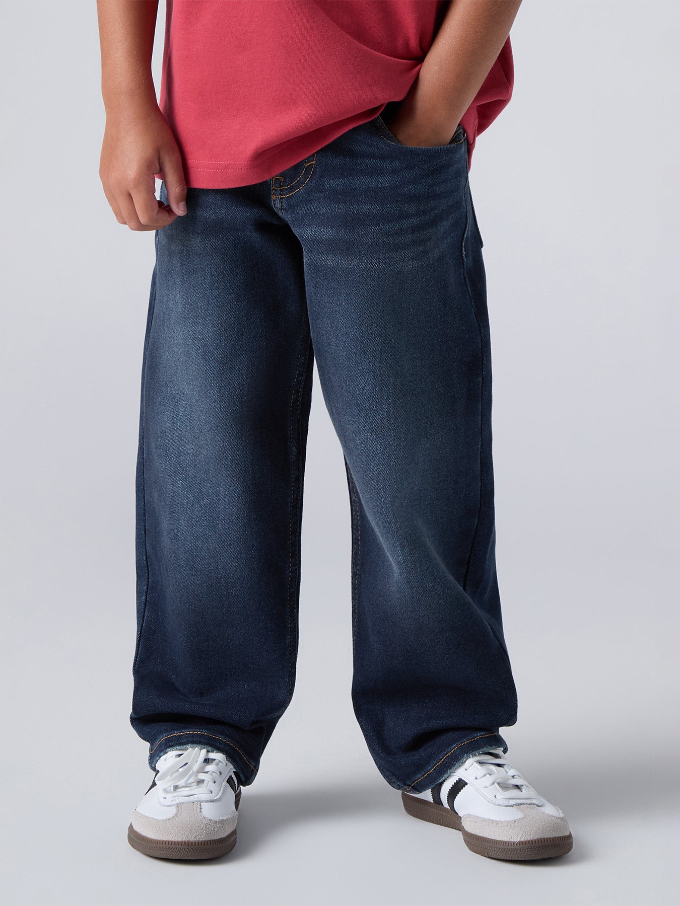 Stay Loose Taper Jeans