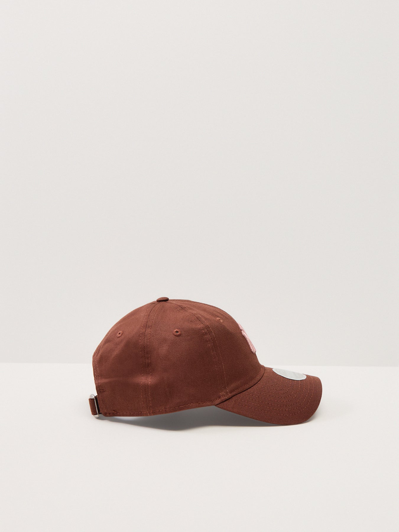 New Era Essentials Basebell Cap Brown