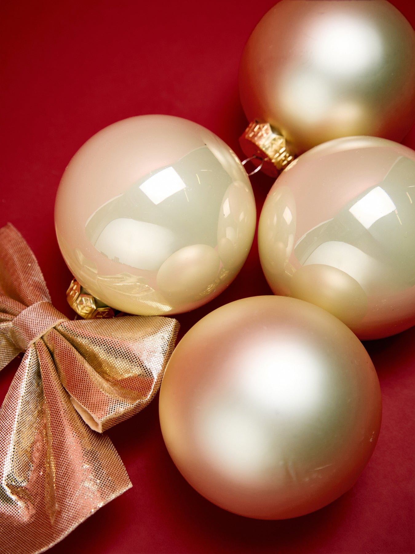 Christmas Baubles Glass Enamel Pack of 16 Gold