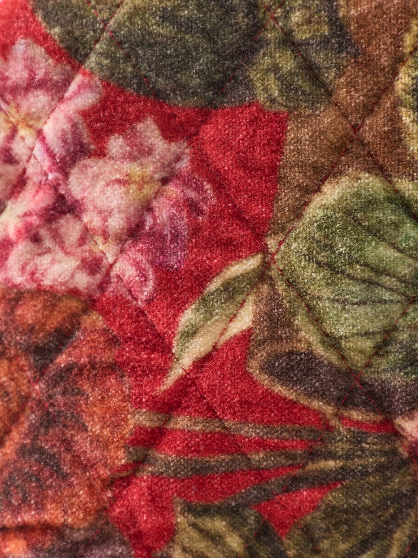 Primula Velvet Pouch Berry