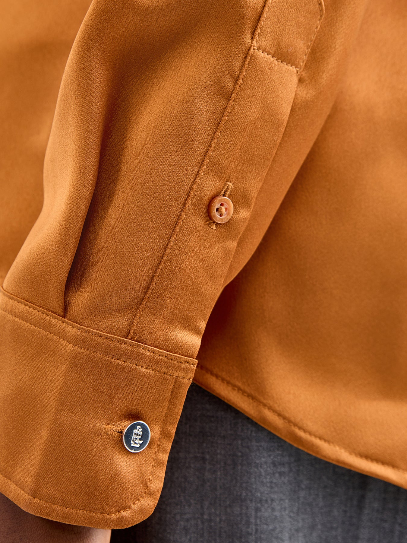 Jamelko Long Sleeves Button Front Shirt Brown