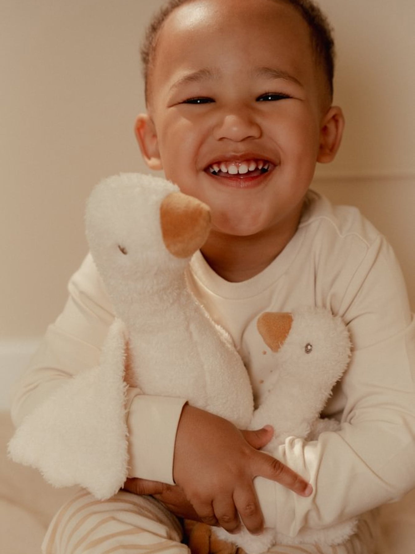 Cuddly Goose Toy White