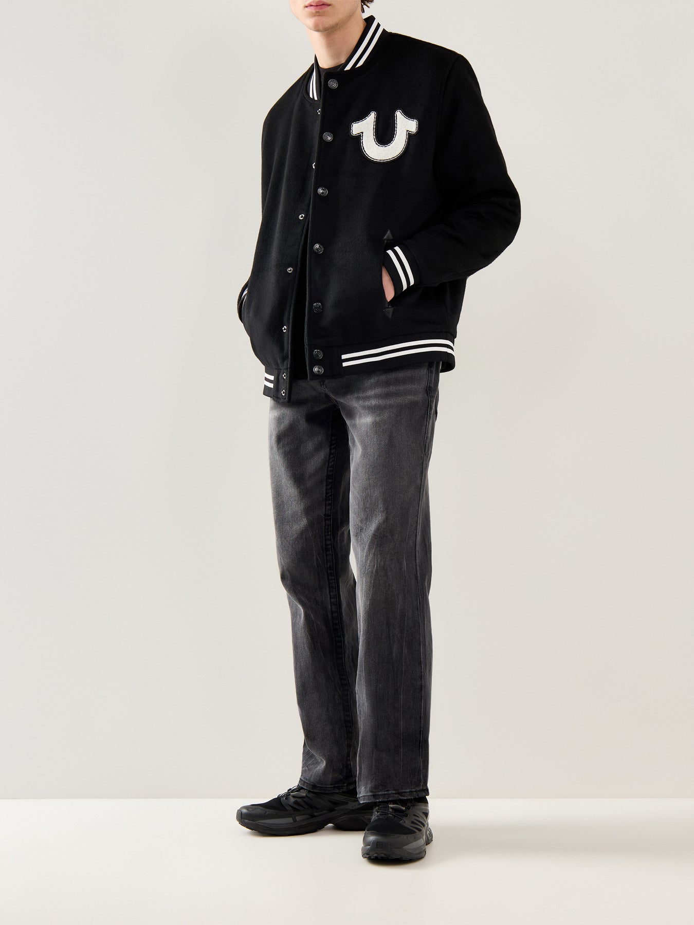 Ricky No Flap Embroidered Bandana