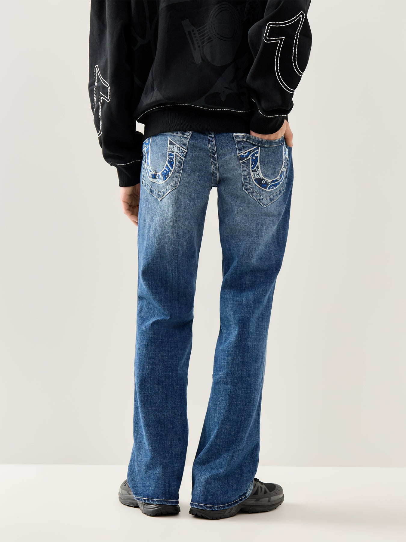 Billy No Flap Emroidered Bandana