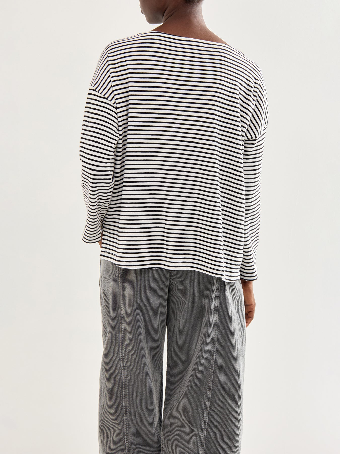 Bateau Neck Bracelet Sleeve Top White/Black