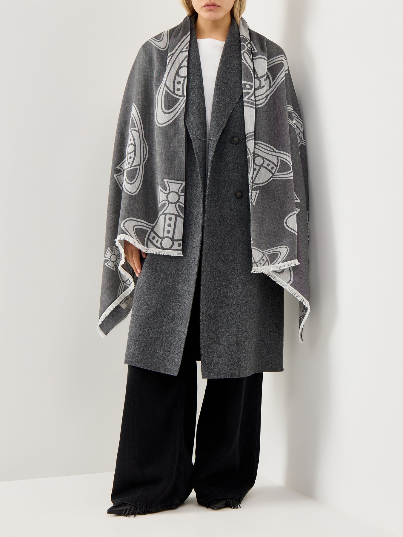 Orb Silk & Wool Mix Stole in Black