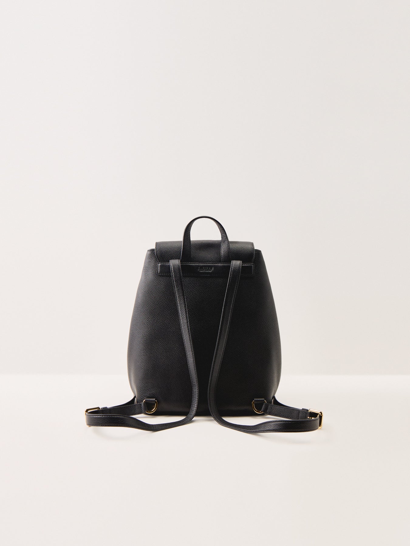 Cameryn Medium Leather Backpack Black
