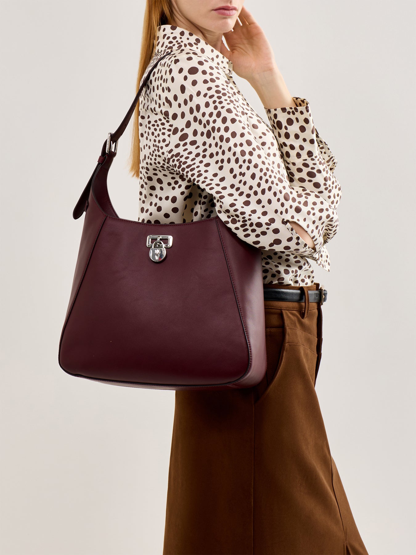 Tanner LG Shoulder Bag Burgundy