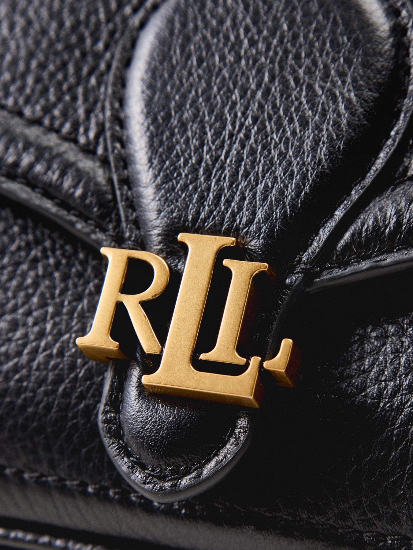 Bradley Large Leather Wallet On Chain Black