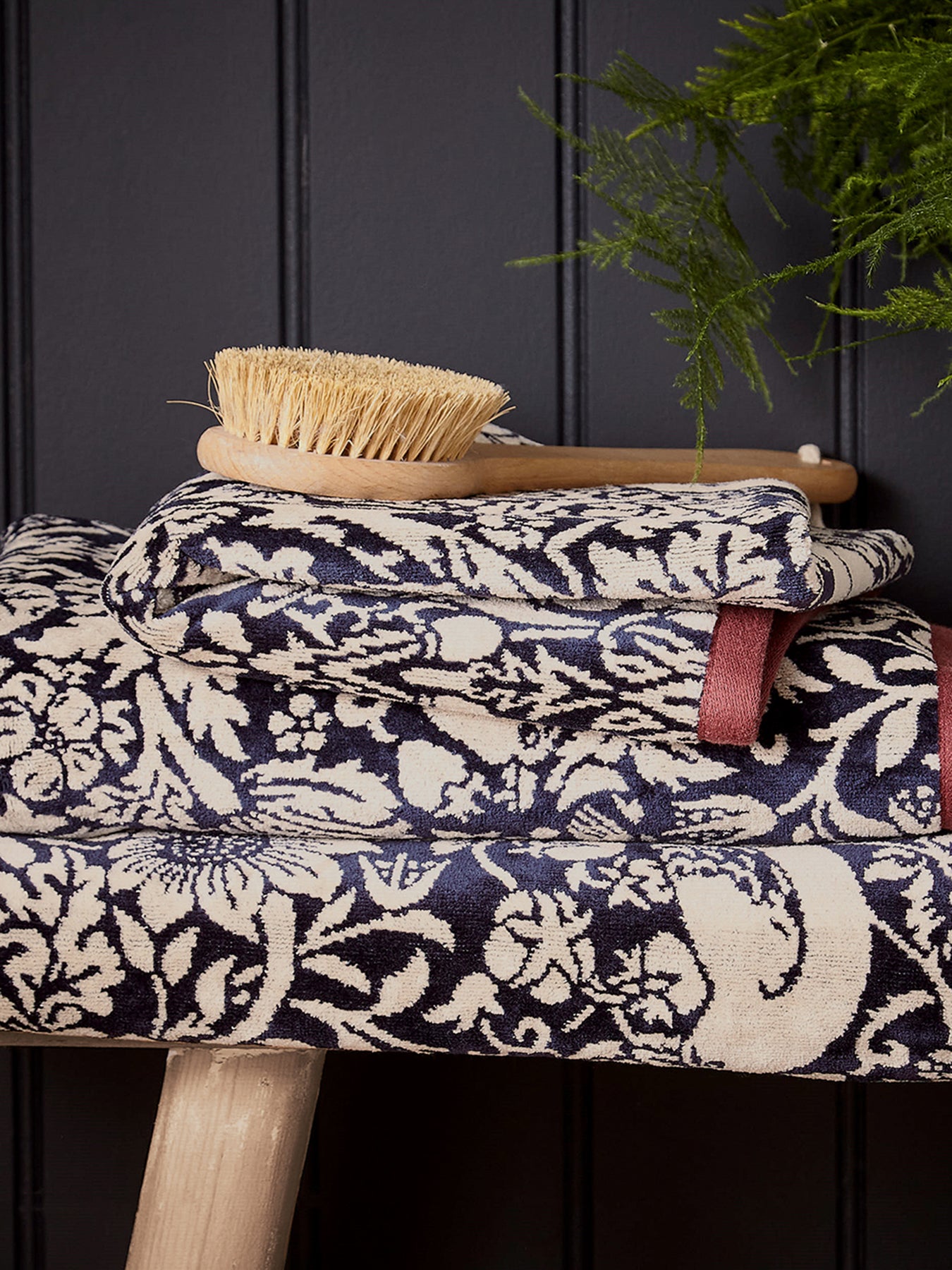 Strawberry Thief Bath Sheet