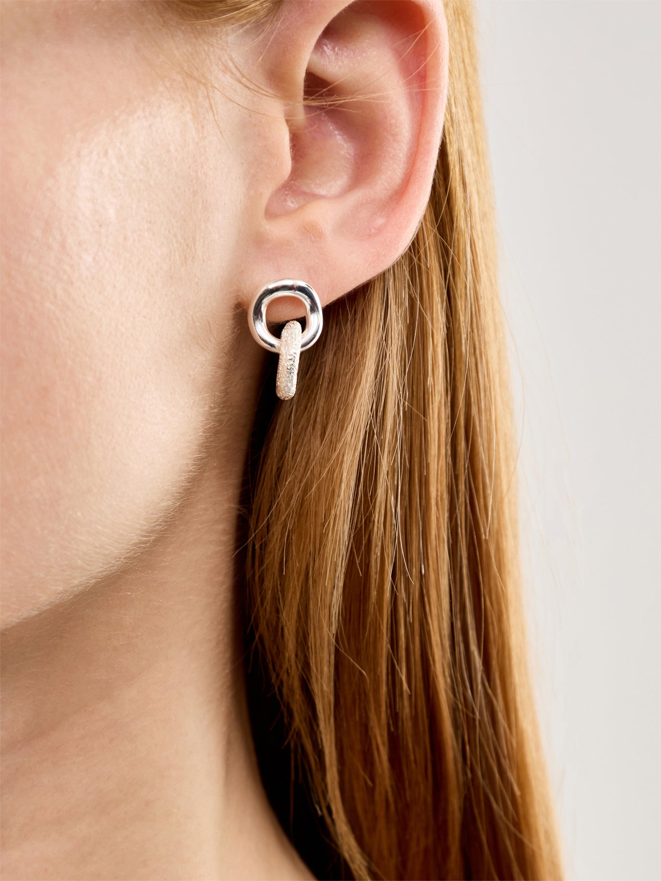 Bind Earrings Silver