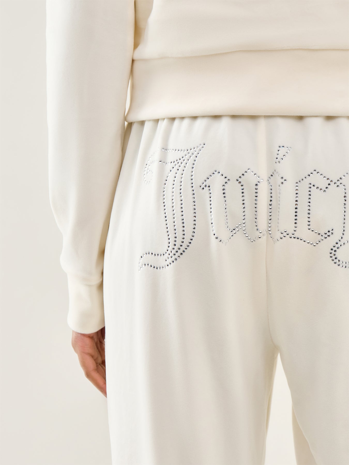 Outline Trackpants White