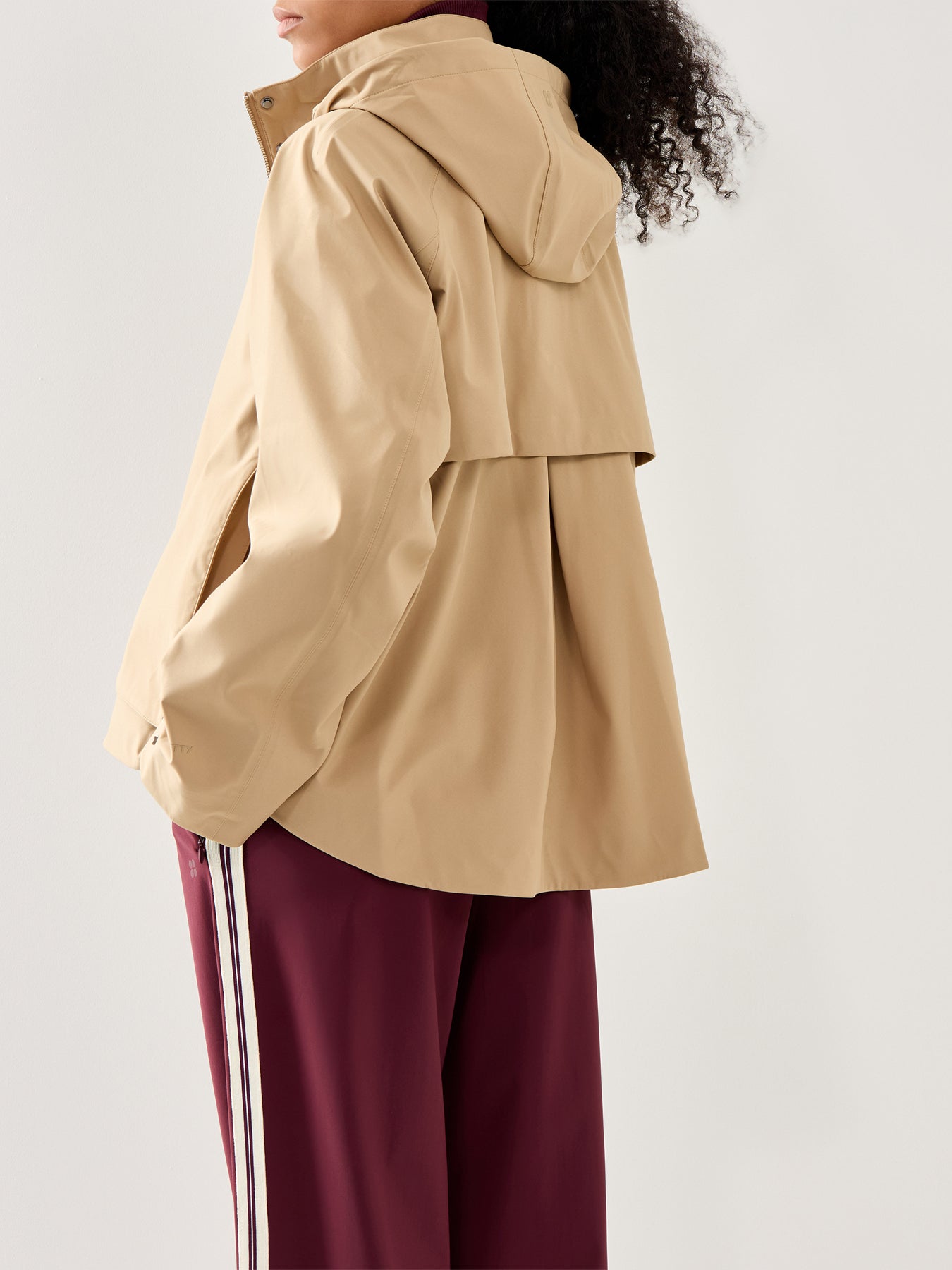 Motion Waterproof Cropped Parka Golden Beige