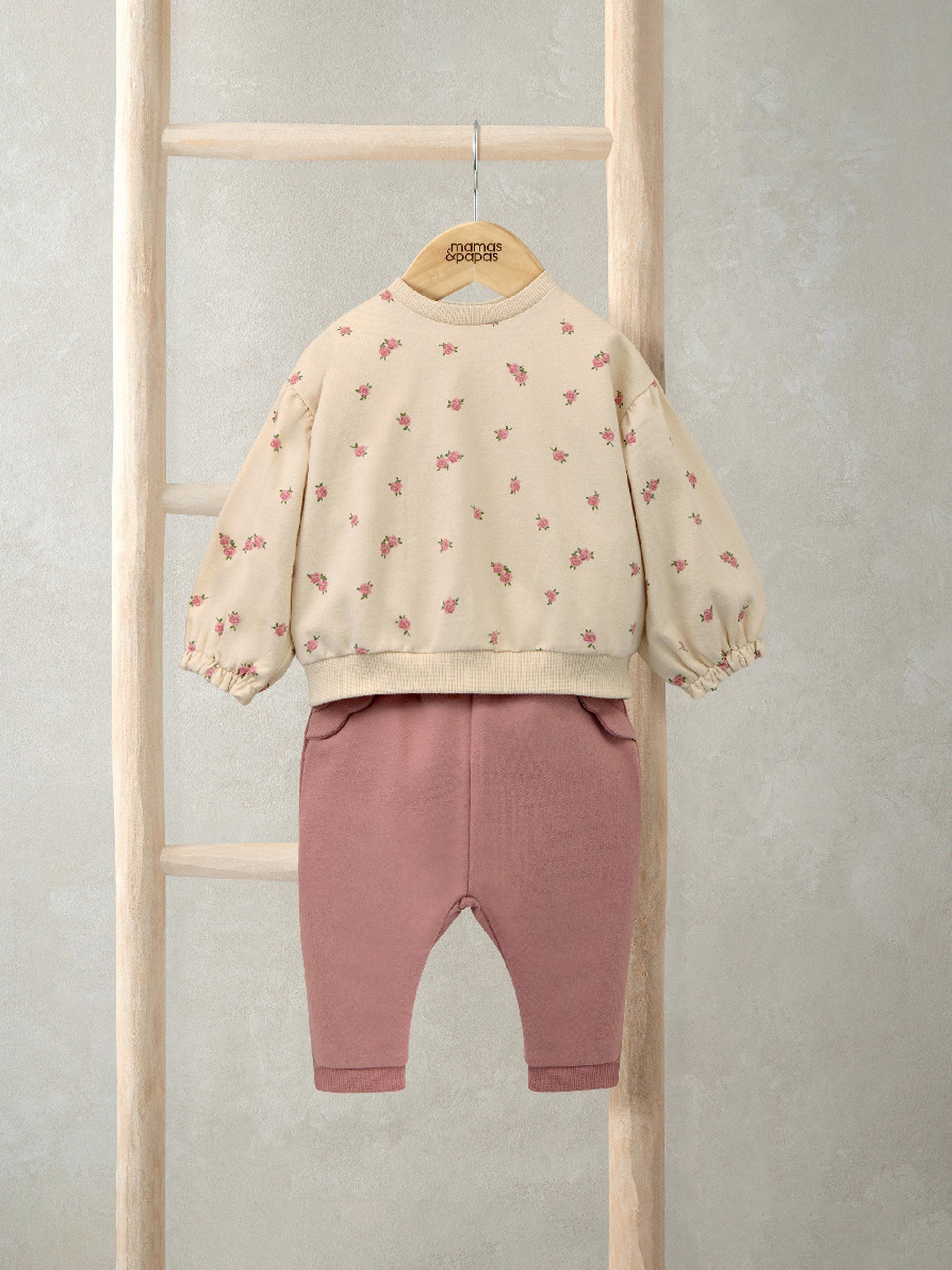 2 Piece Sweatshirt & Jogger Set Pink