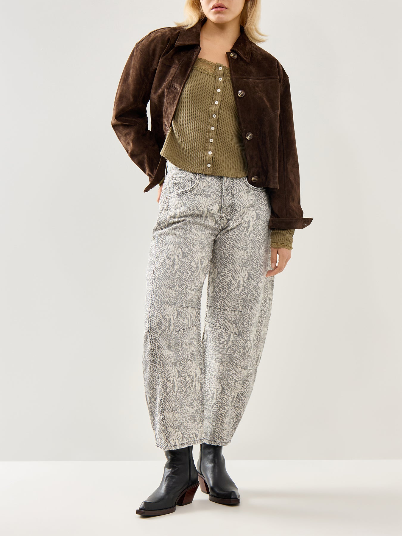 Lets Party Cardi Gothic Olive