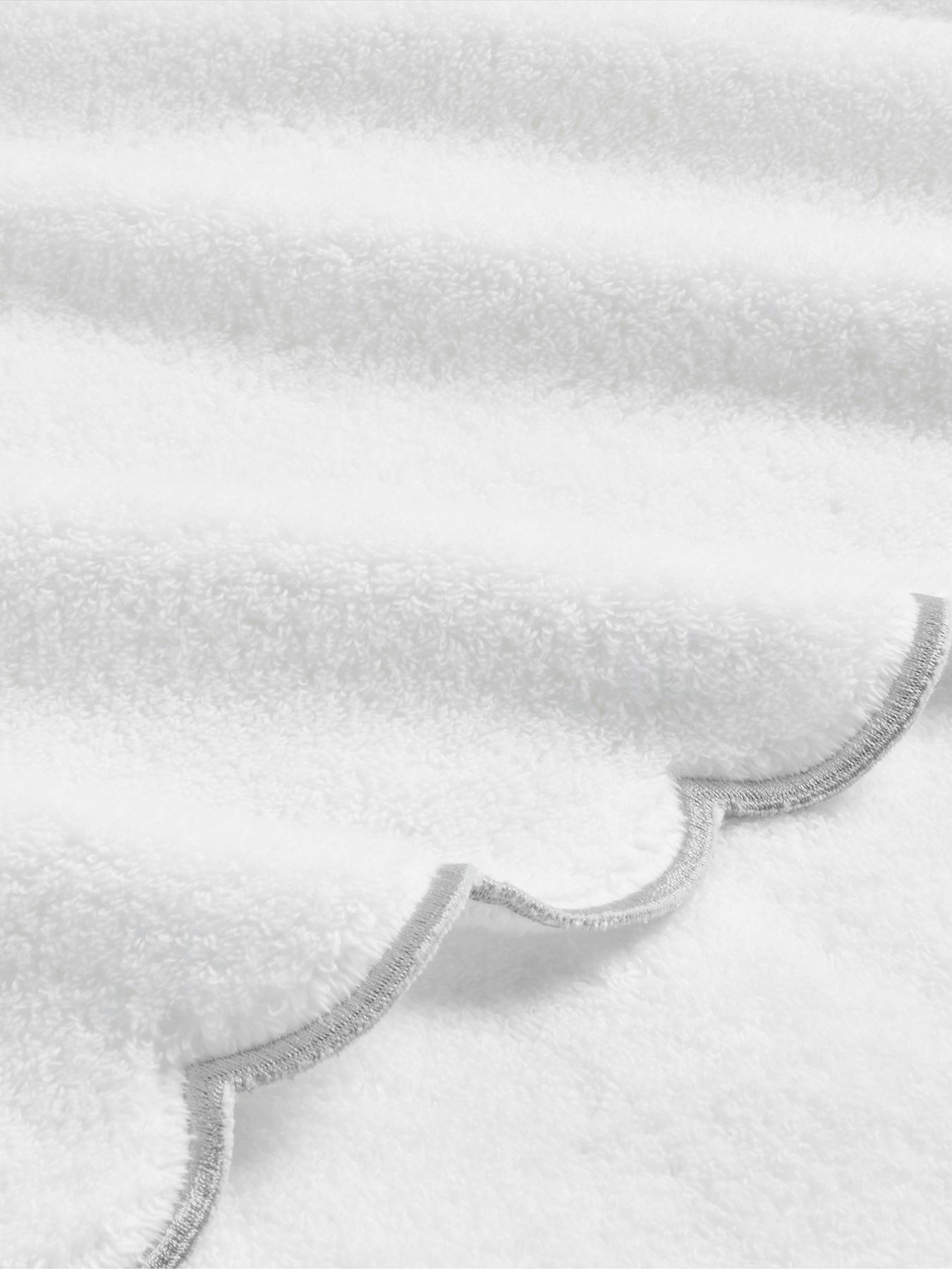 Scallop Edge Towel Silver