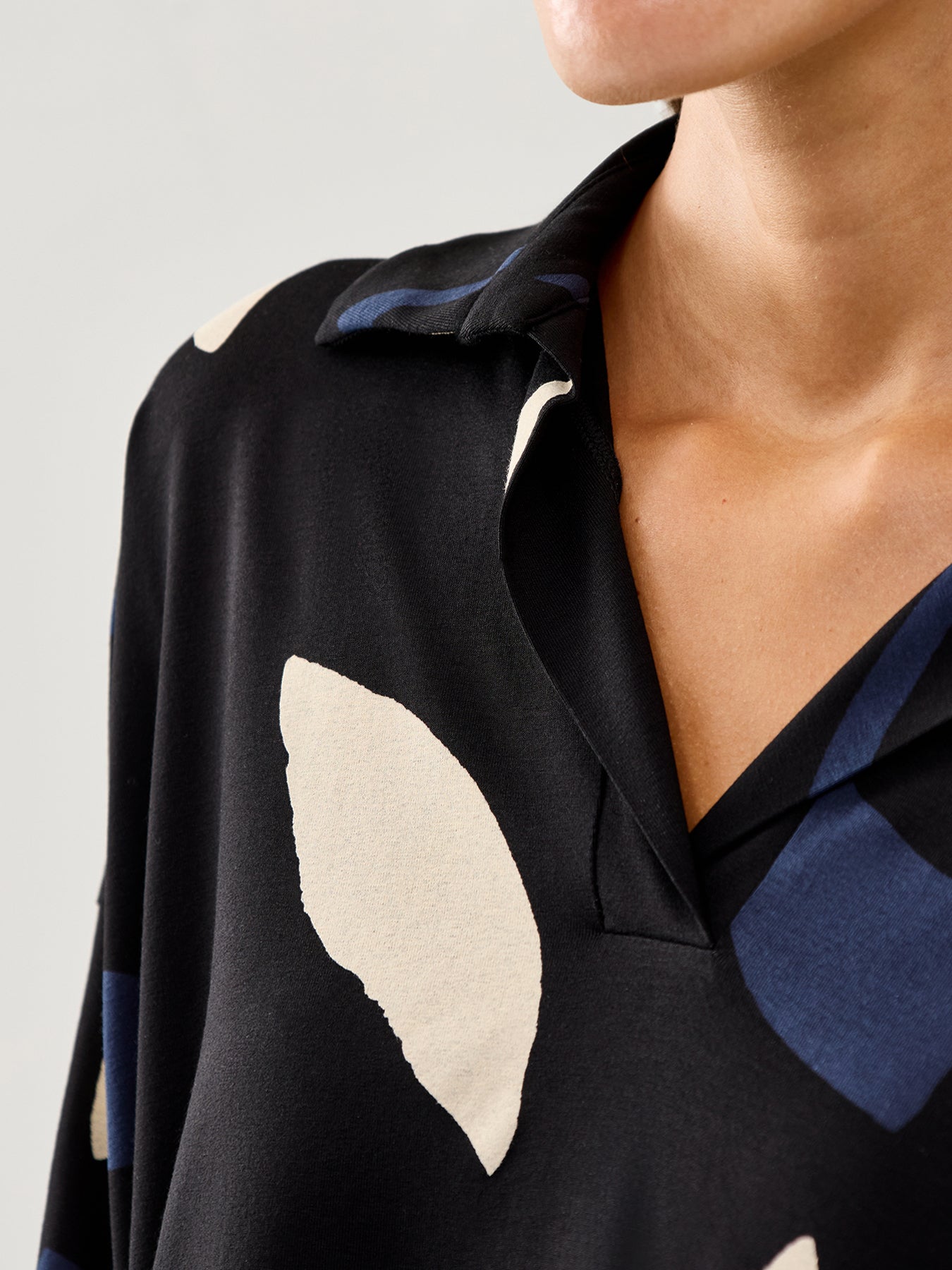 Drika Printed Top Navy Blazer