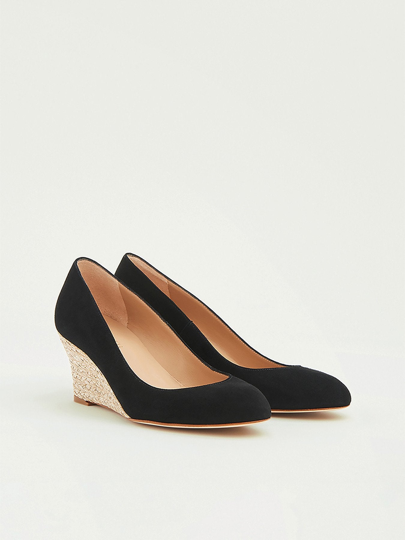 Evi Closed Courts Sandals Black