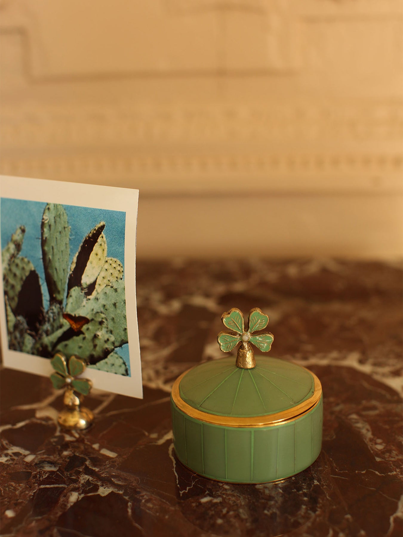 Lucky Clover Circus Box