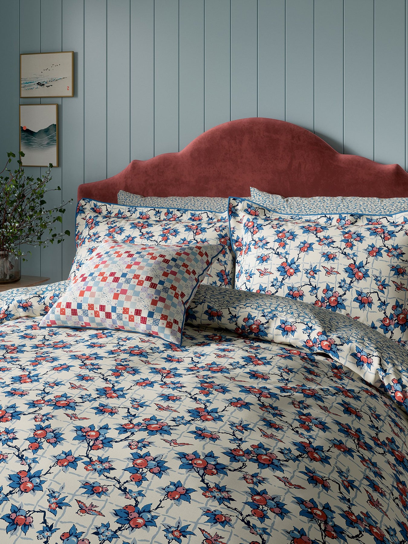 Berry Grove Cover Set Blue