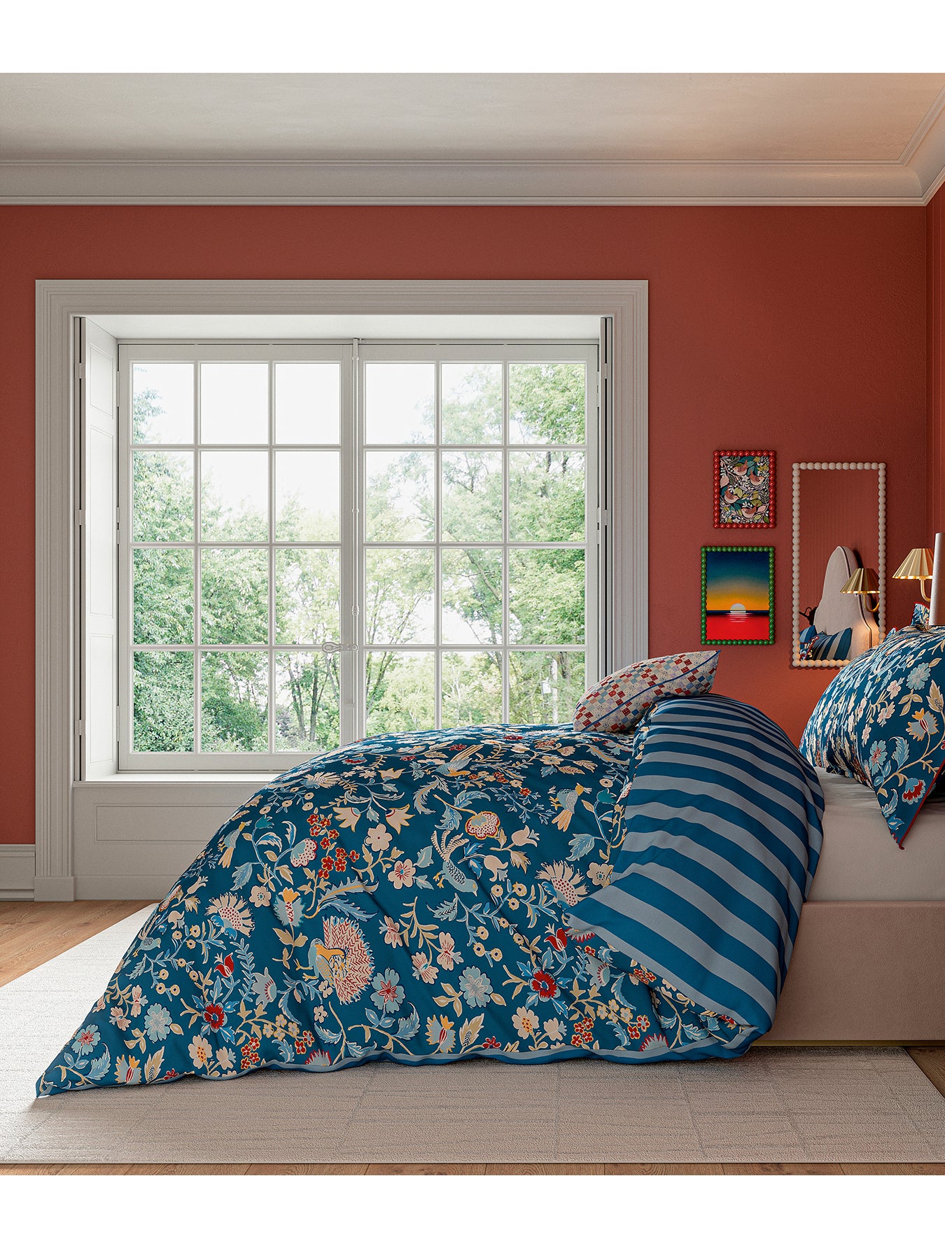 Seaforde Cover Set Blue/Red by Land & Shore