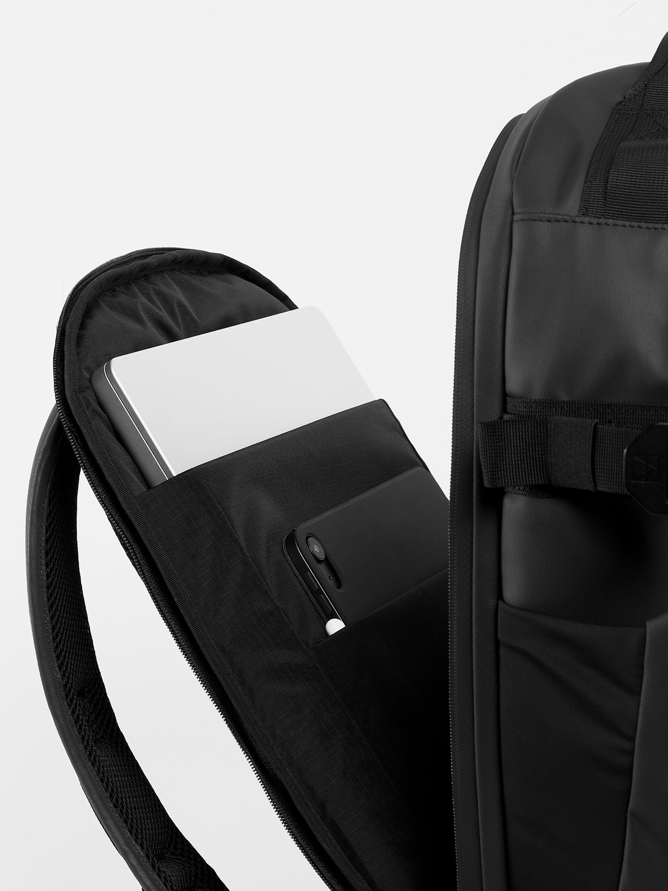 Hybrid 30L Backpack Black