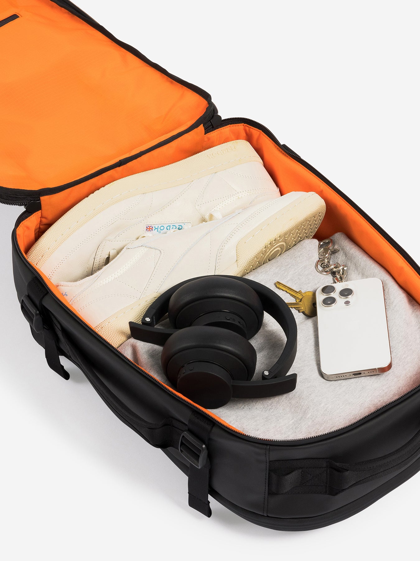 Hybrid 20L Backpack Black