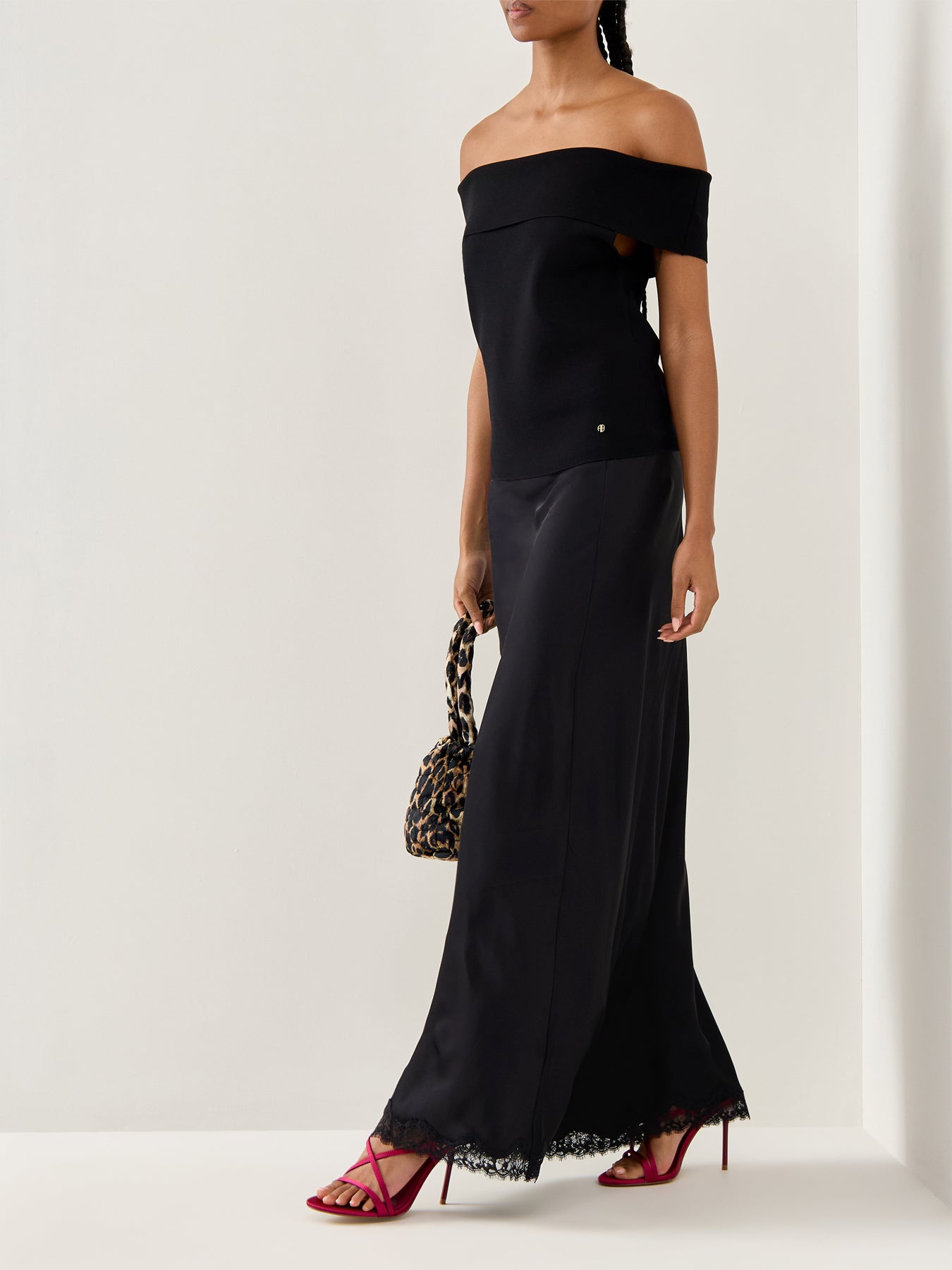 Stassie Midi Skirt Black