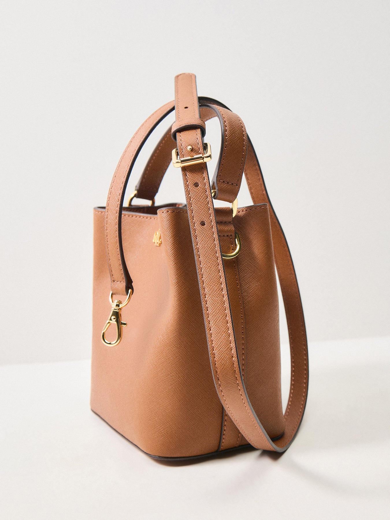 Reese Small Bucket Bag Tan