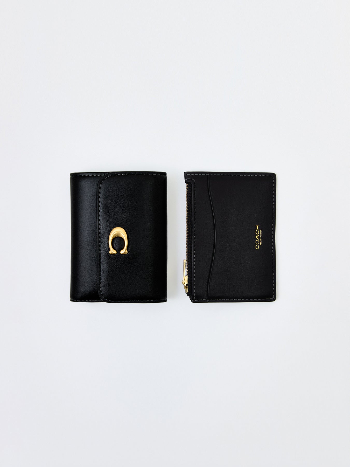 Refined Calf Leather Essential Card Holder - Black