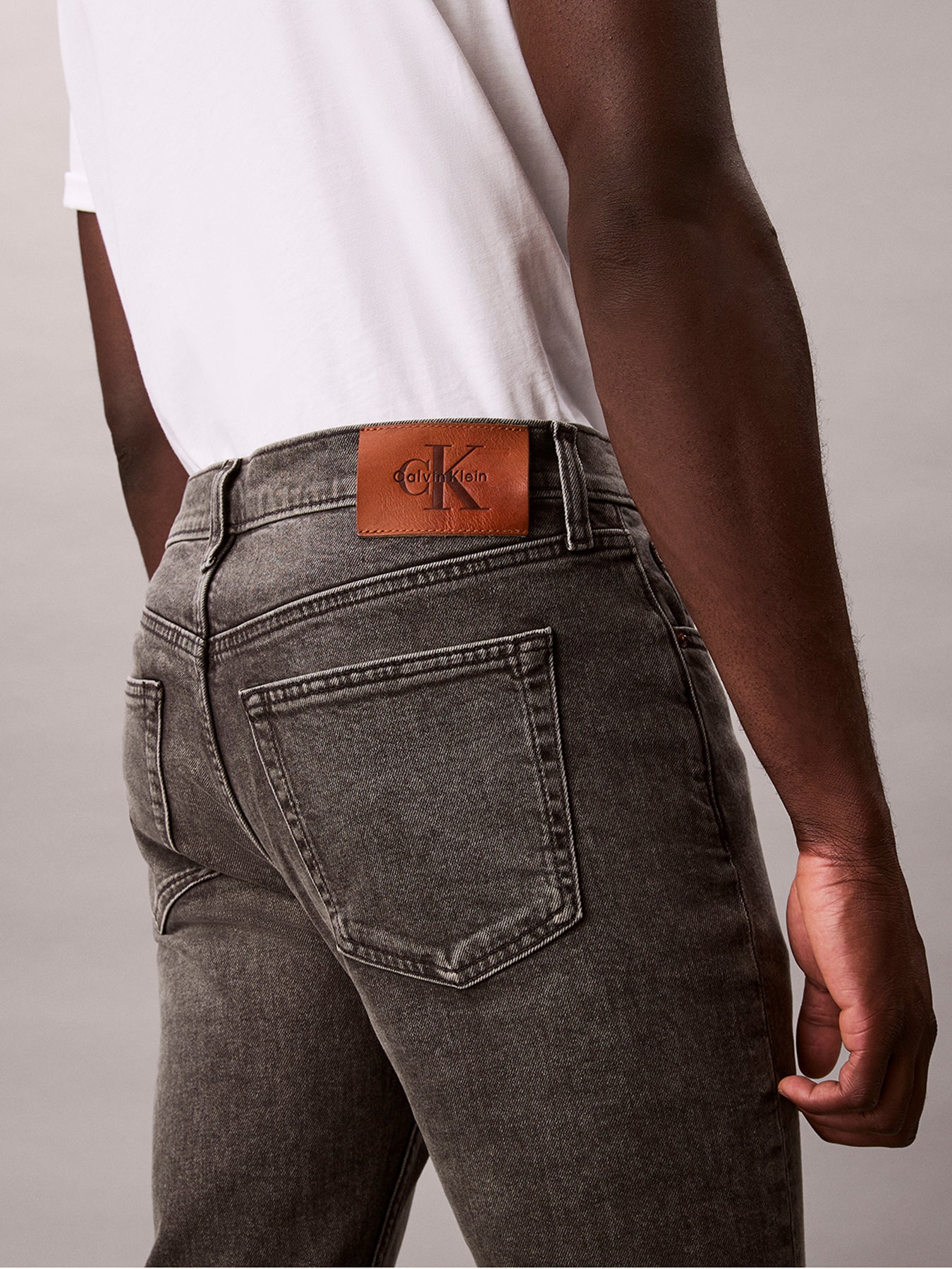 Slim Taper Jeans Grey