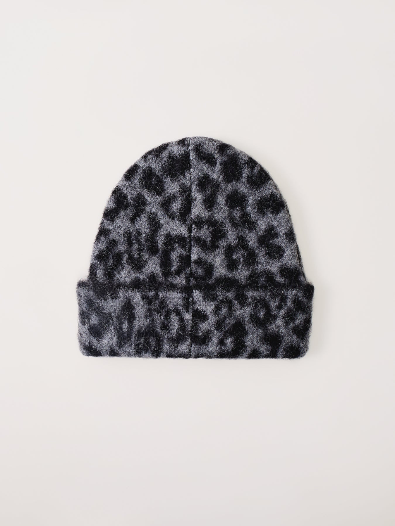 Elia Beanie - Grey Leopard Leopard