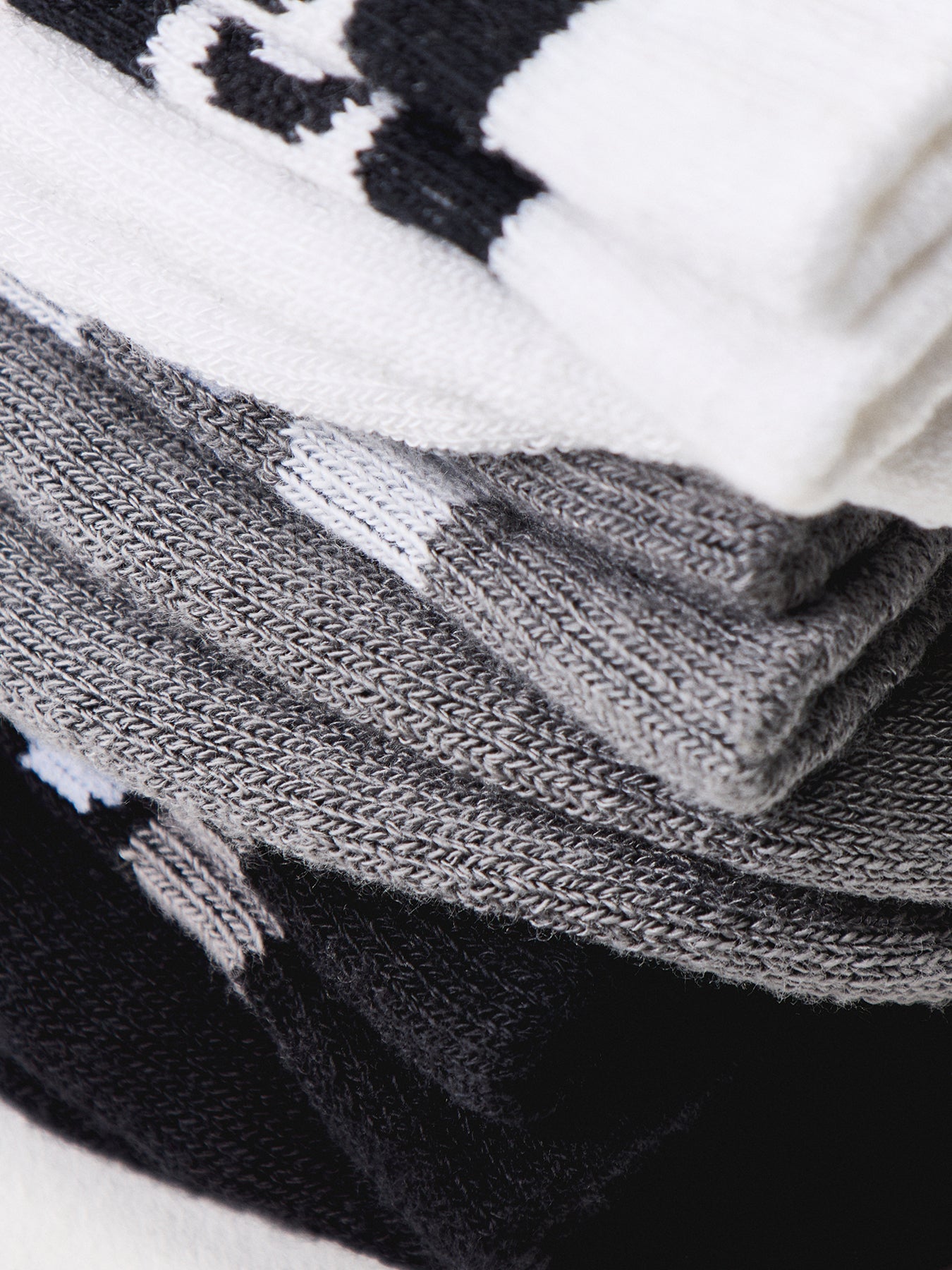 3P Rib Stripe Socks
