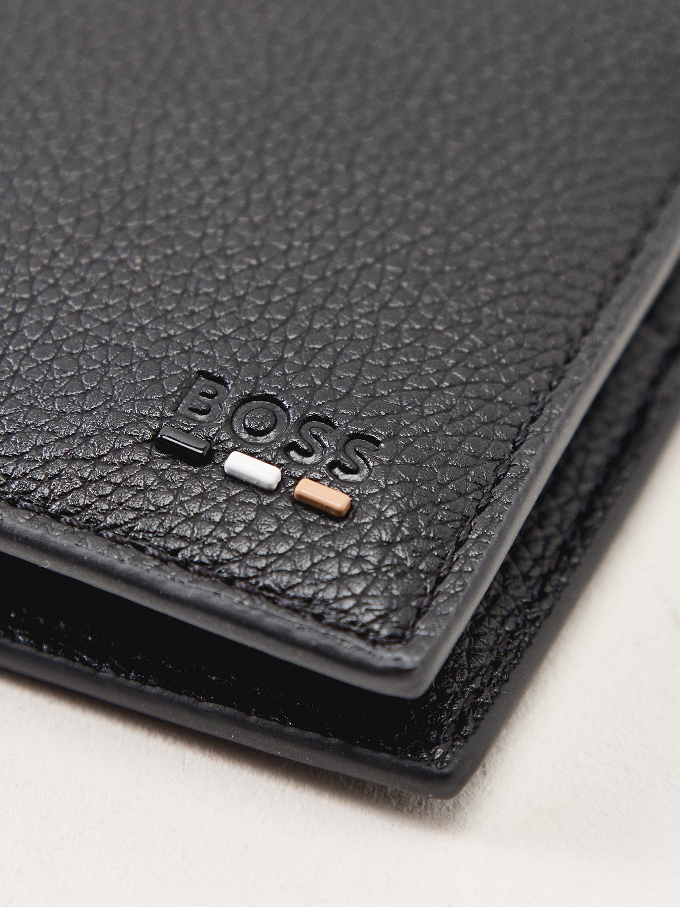 Ray 8cc Leather Wallet Black