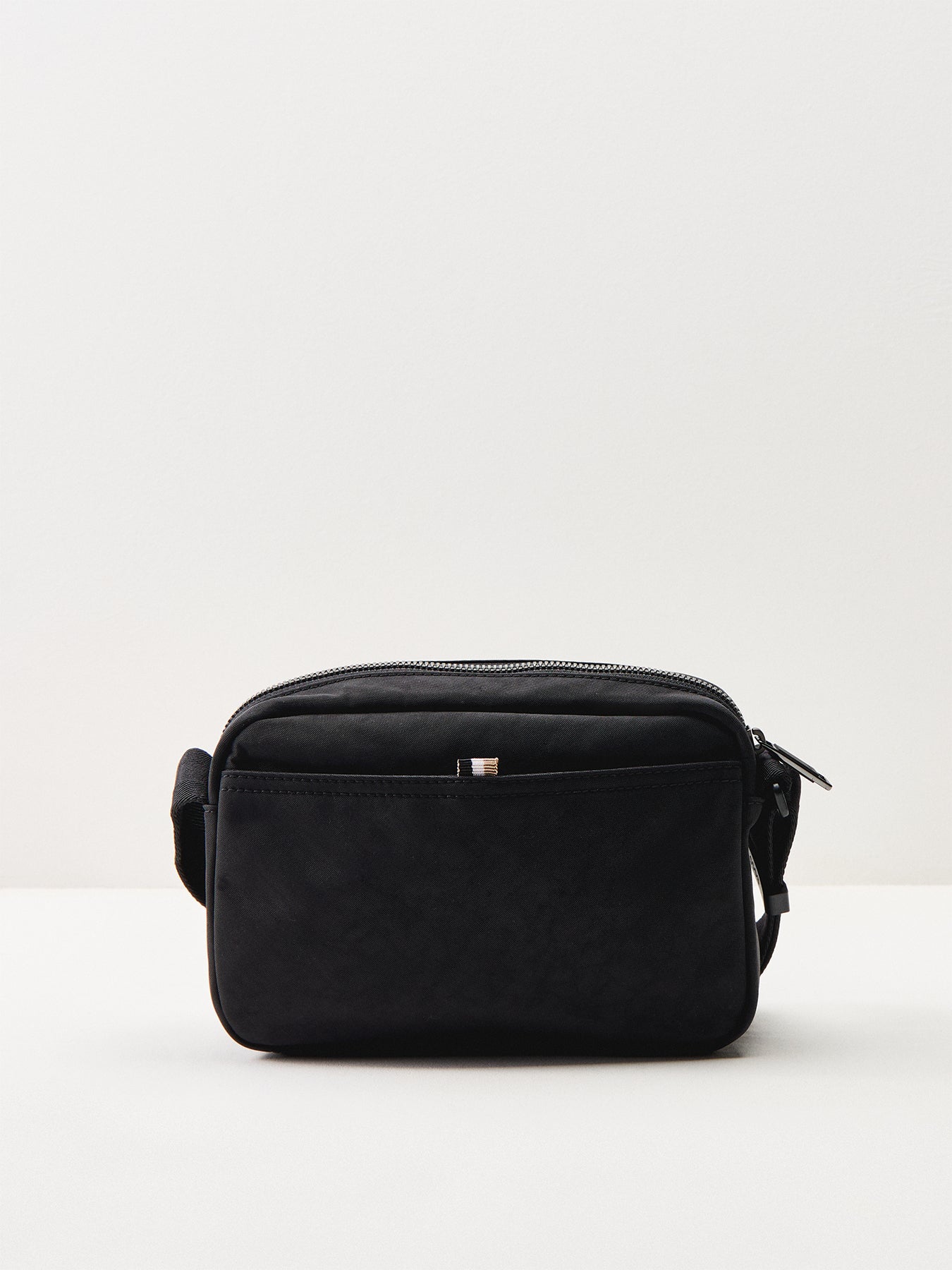Catch O East West Bag Black