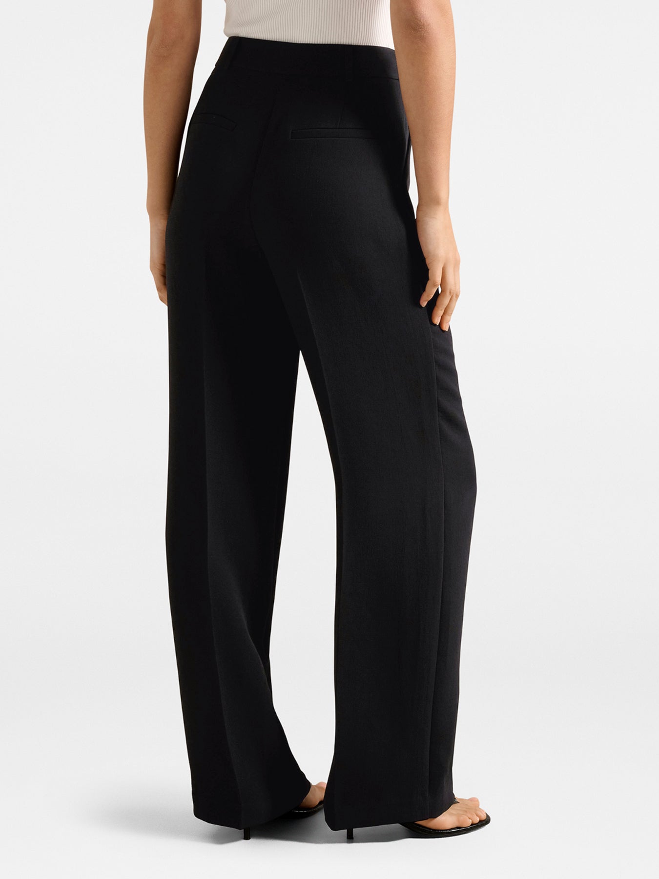 Dahlia Straight Leg Pants Black