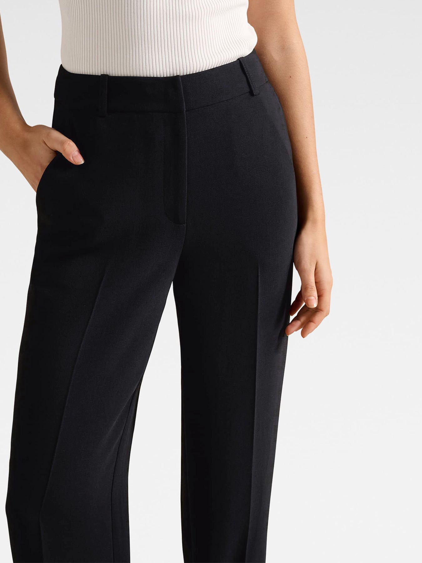 Dahlia Straight Leg Pants Black