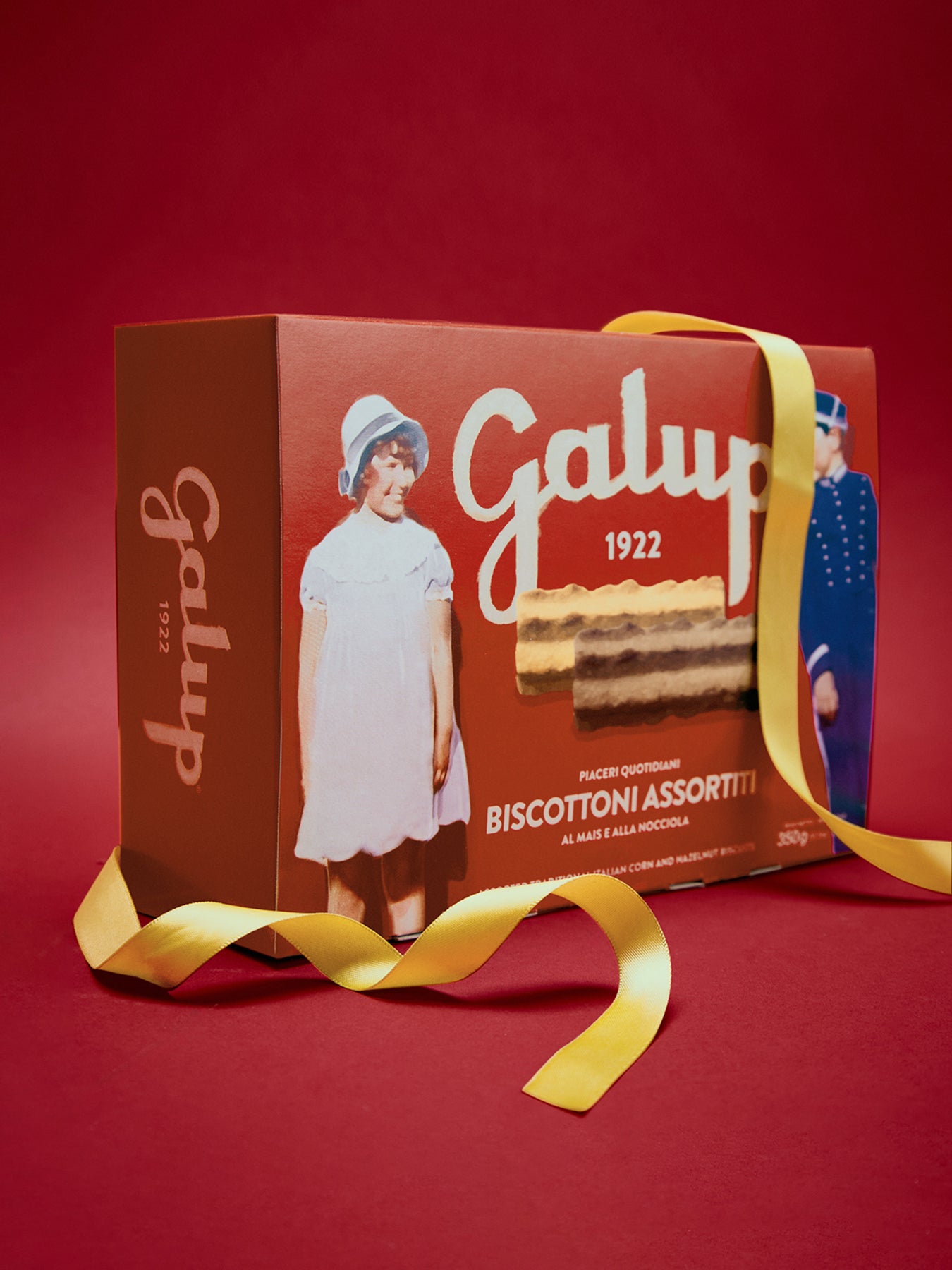 Hazelnut and Corn Biscuits