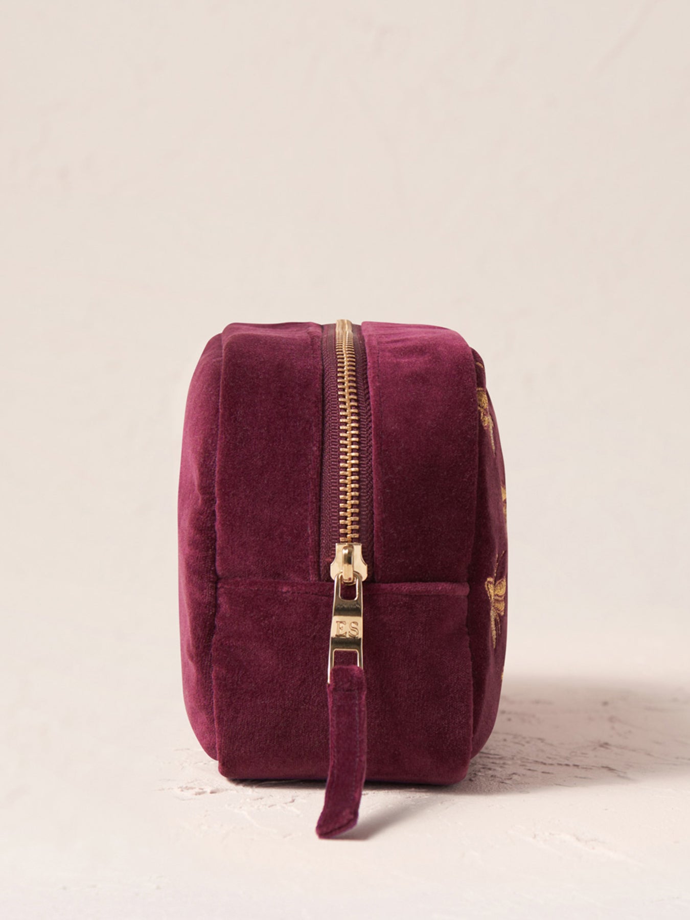 Honey Bee Velvet Make-Up Bag Plum