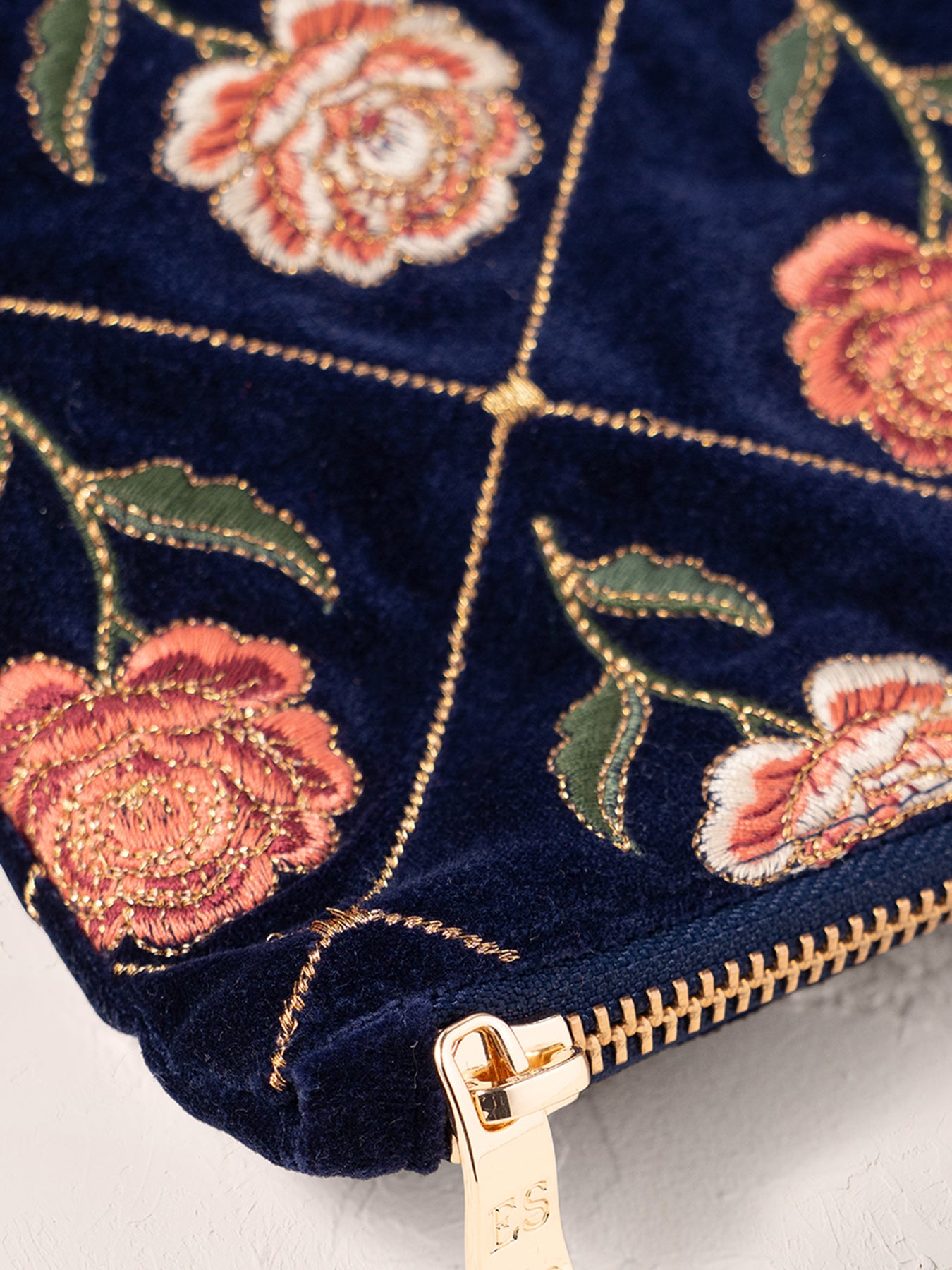Rose Velvet Everyday Pouch Navy
