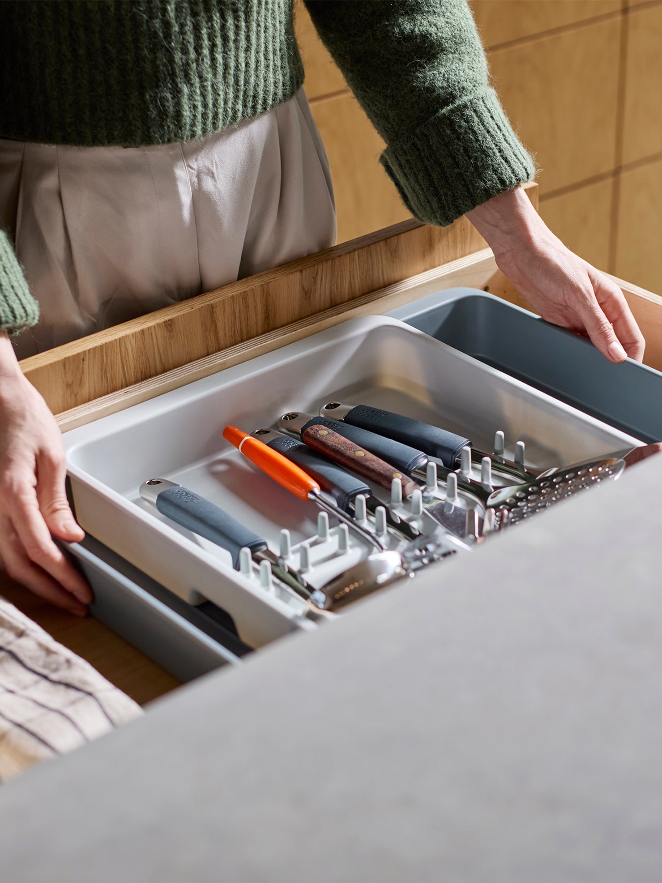 DrawerStore Expanding Utensil Tray Light Stone