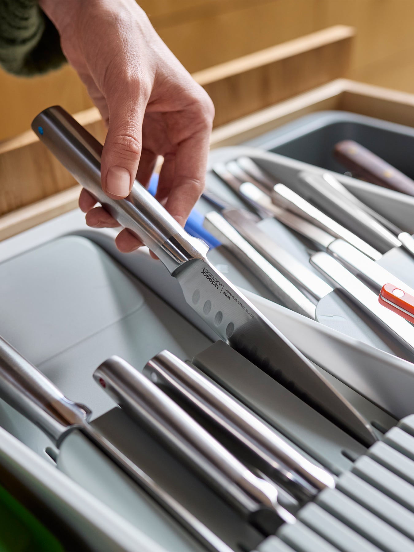 DrawerStore Expanding Knife Block Light Stone