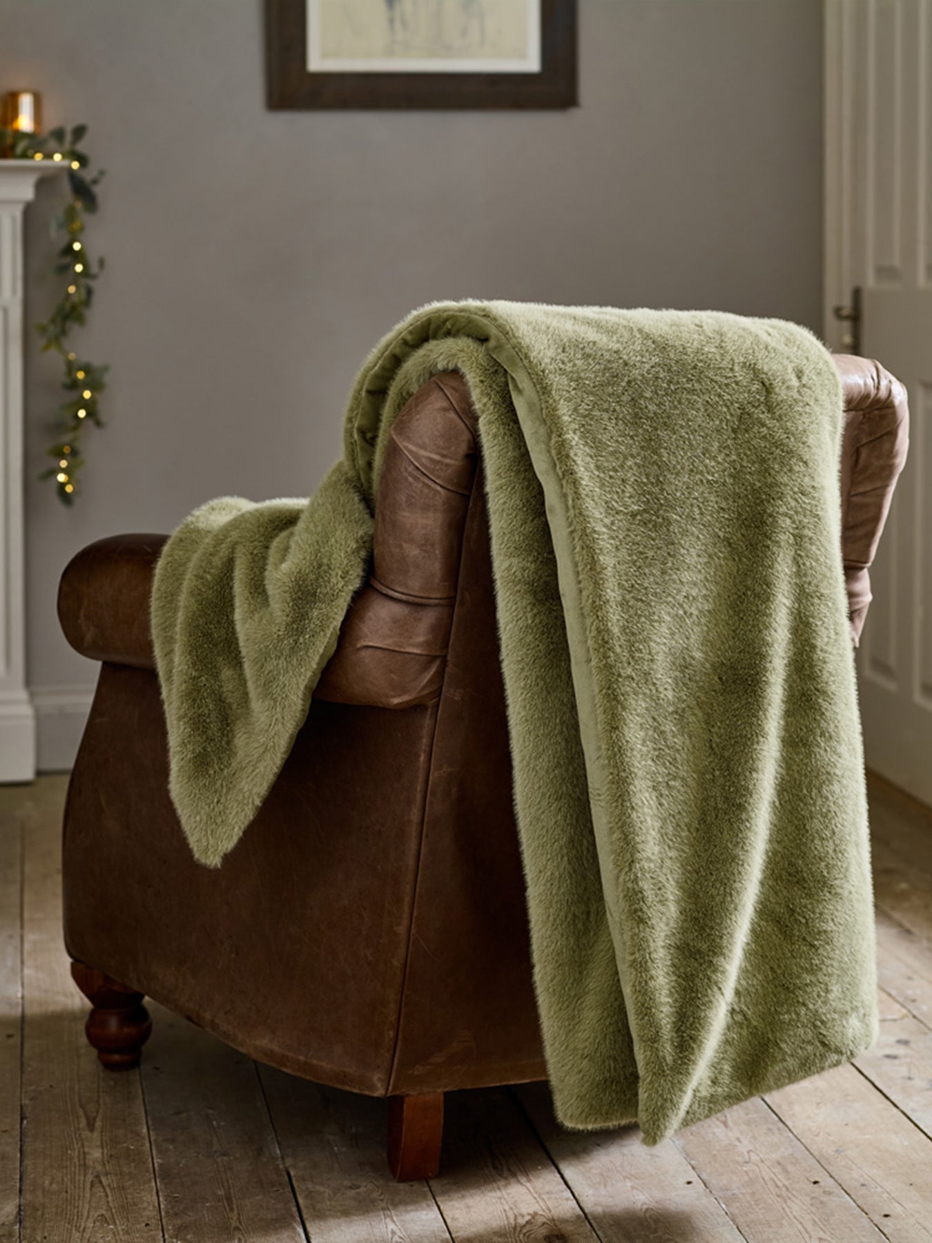 Deyongs TLC Ashford Throw Sage