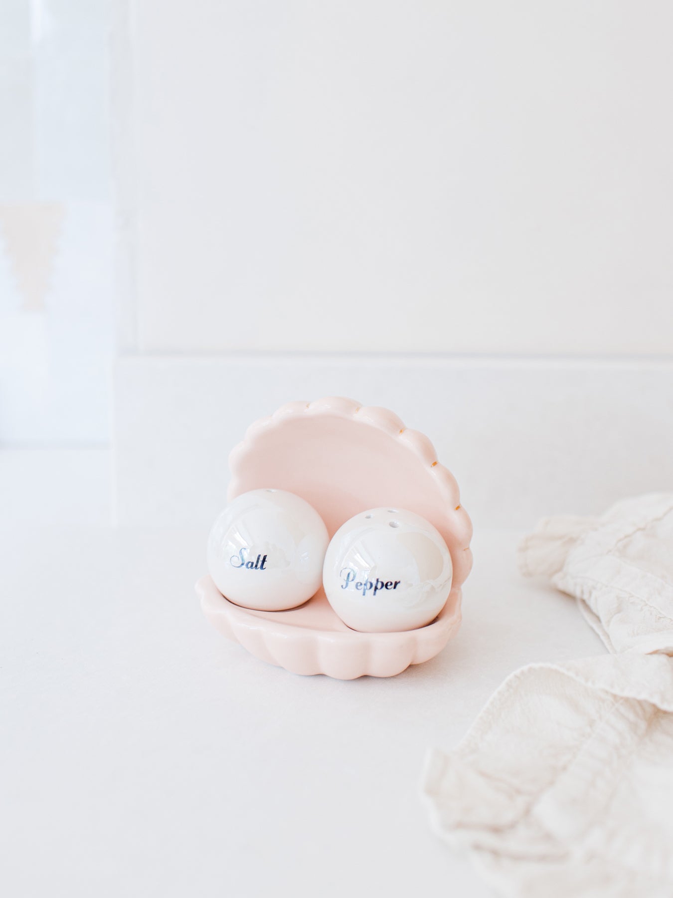 Shell Salt & Pepper Shakers Pink