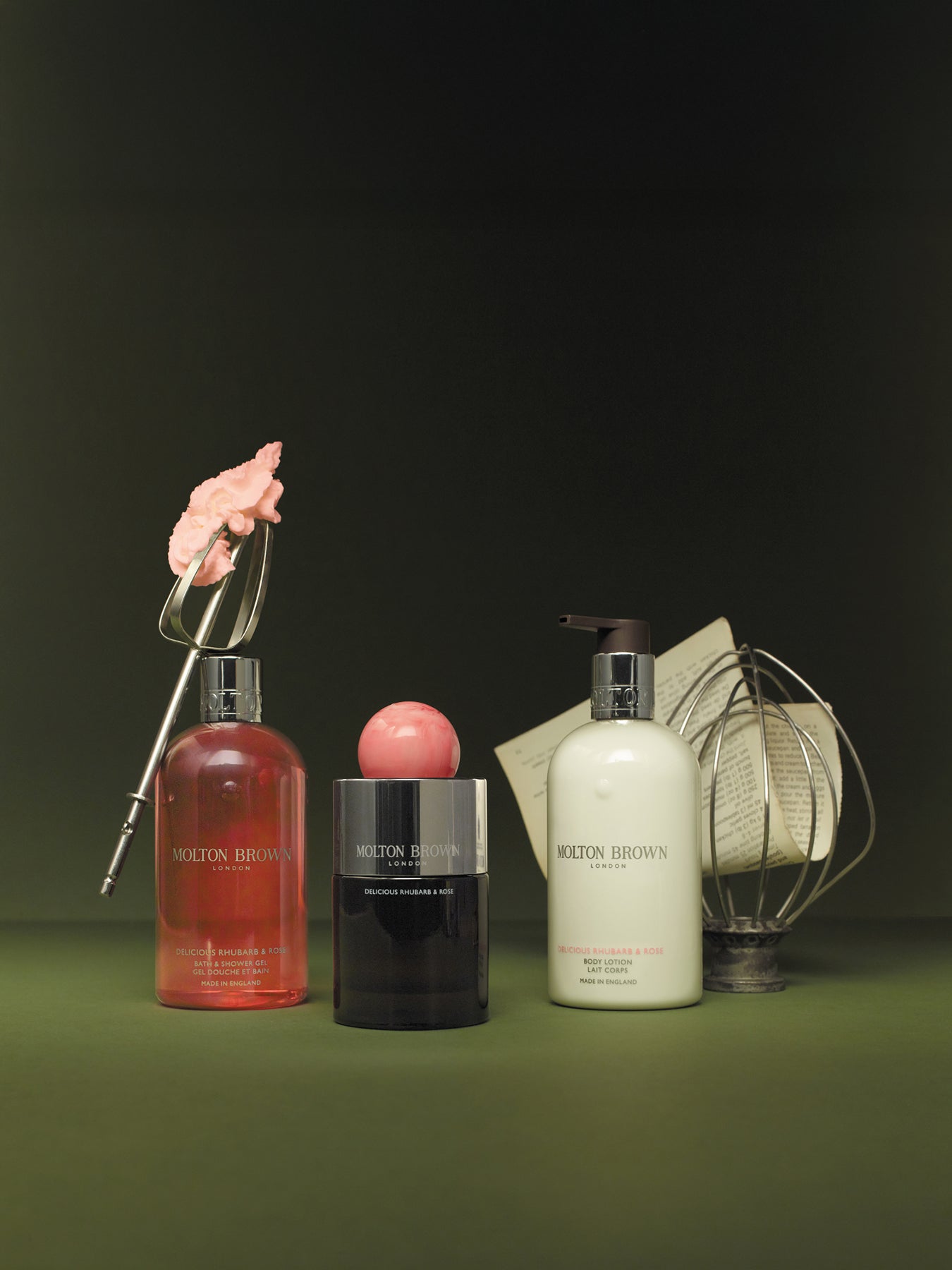 Delicious Rhubarb & Rose Fragrance Bauble