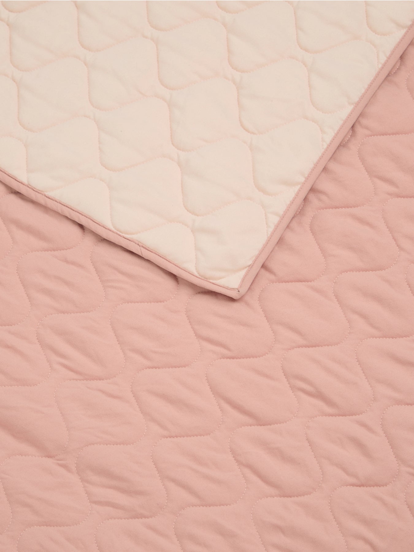 Quilt for Cot or Cotbed Pink