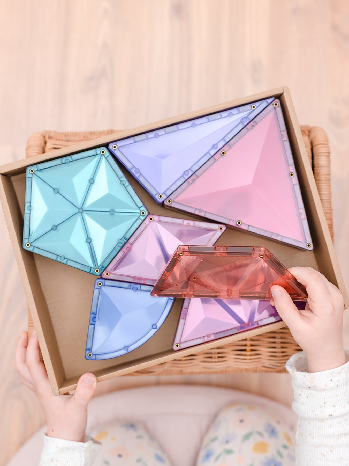 Pastel Shape Expansion Magnetic Tile Set