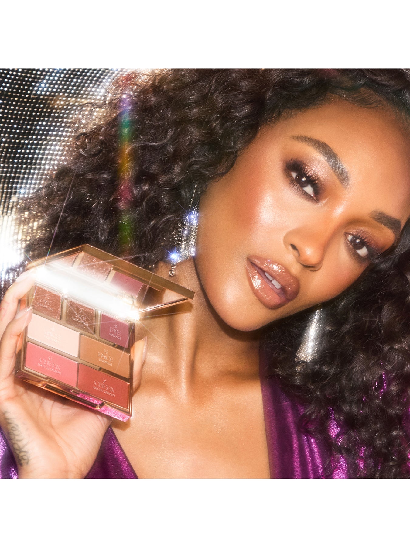 The Instant Look in a Palette Hollywood Reds